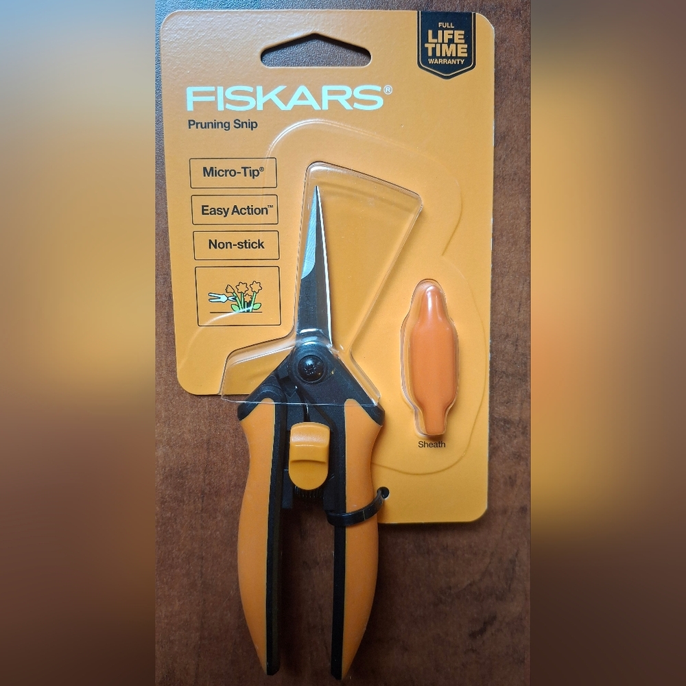 Fiskars Non-stick Micro-Tip Pruning Snips New
